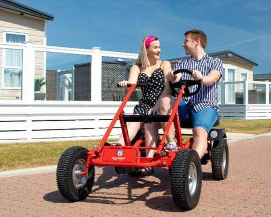 The Burrows Holiday Caravan, Seal Bay Selsey Exterior photo